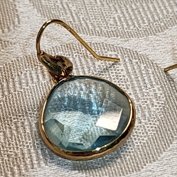 VINTAGE BLUE TOPAZ ROUND BEZEL DROP EARRINGS GOLD PLATED 1980s - Picture 8 of 11